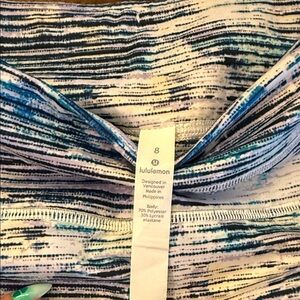 Lululemon Athletica Blue and Black Patterned Leggings